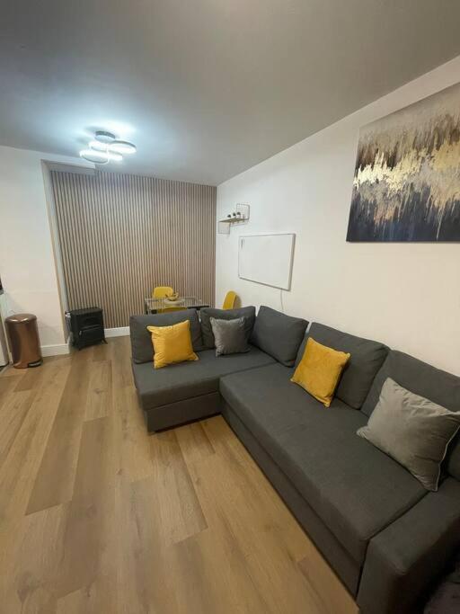 Broadway Suite - Newly Refurbished Stylish Apartment With Free Private Parking - Great Location Бирмингем Экстерьер фото
